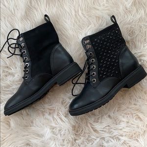 Never worn boots from greece!